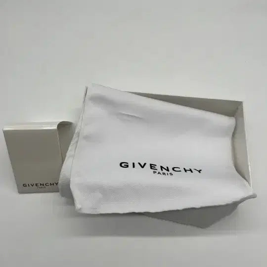 [SOLD OUT] 명품 박스(지방시,보테가,오니츠카 타이거, 오프화이트 등)
