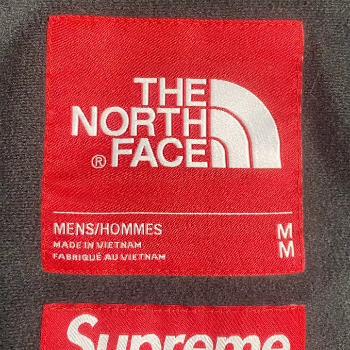 [SOLD OUT] (M)슈프림 21SS 노스페이스 스터드 마운틴 파카