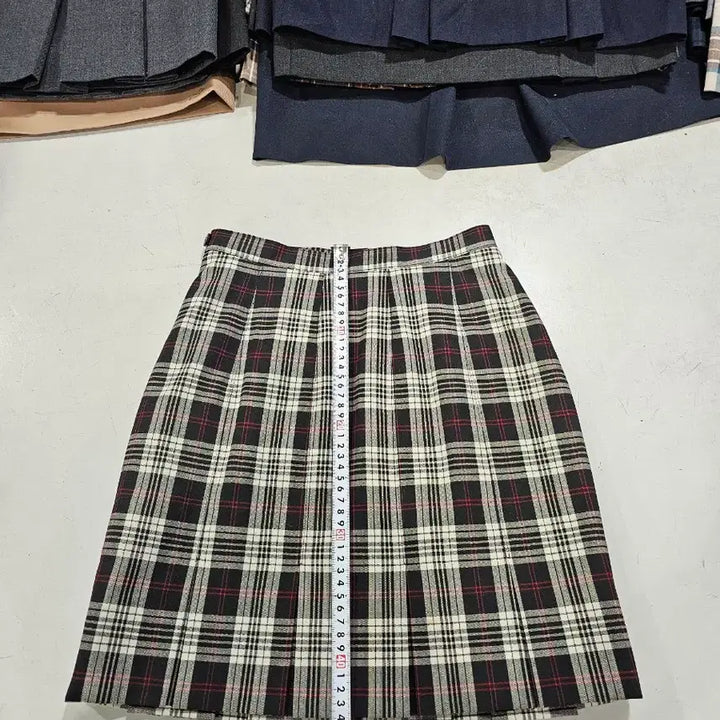 [BUNJANG] Used School Uniform Skirt Size 65 / 중고 교복치마 사이즈 65