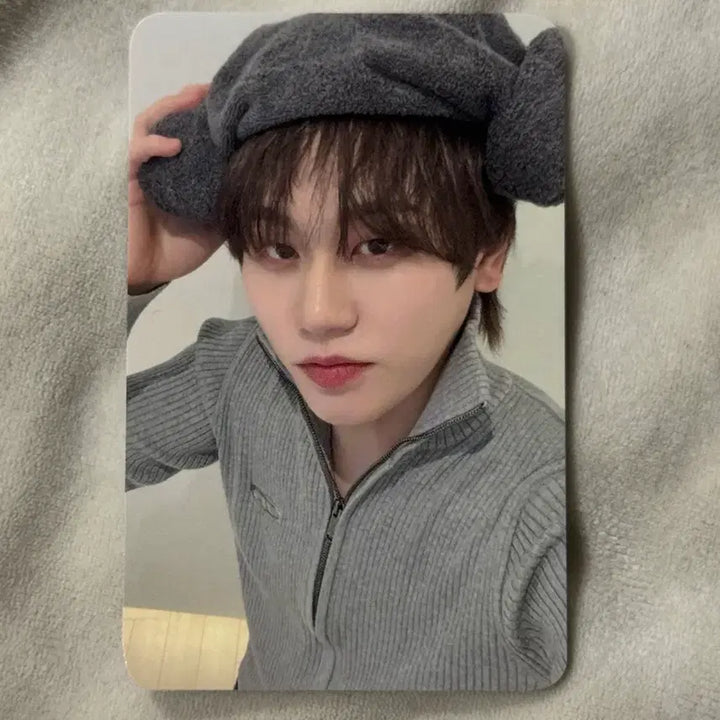 [BUNJANG] DKB GK Emotion Everline POB Photocard / 다크비 GK 이모션 에버라인 양머리 미공포 특전 포카