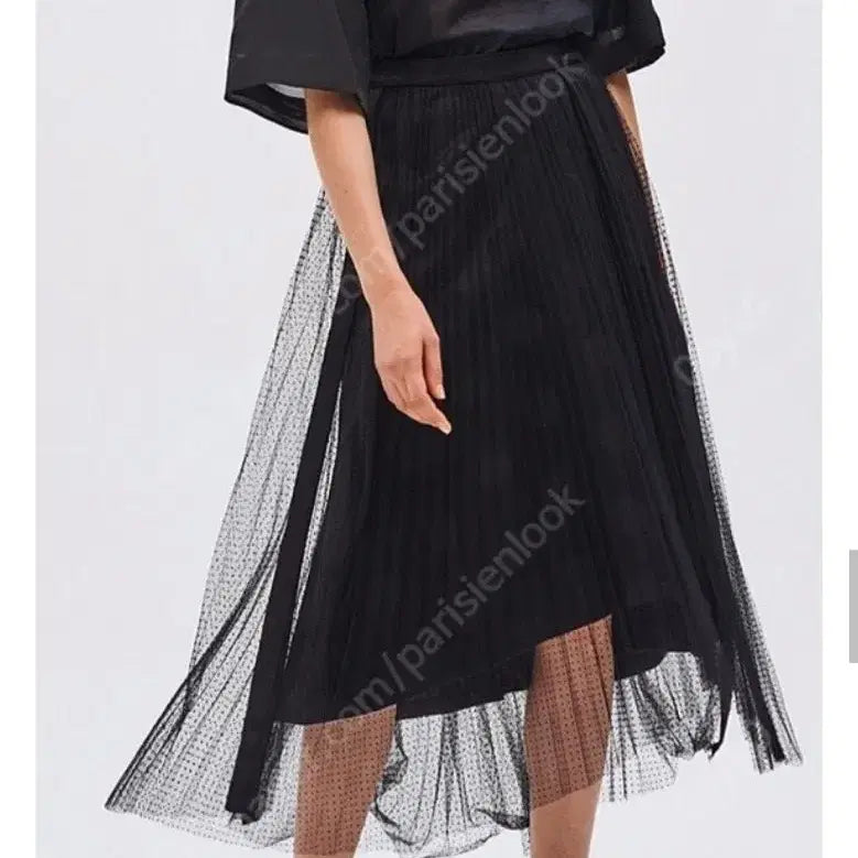 [SOLD OUT] 시스템 밴딩 글리터 튤 스커트