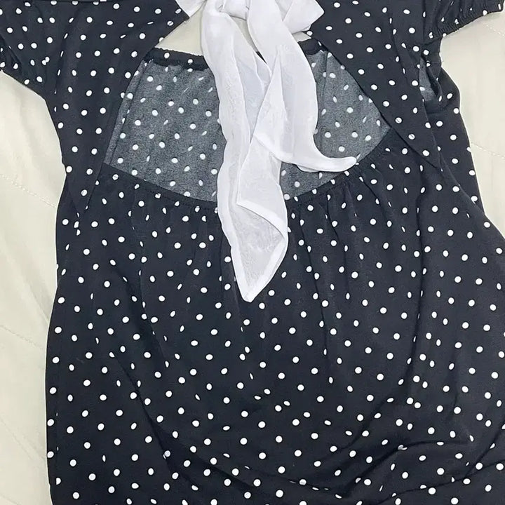 [BUNJANG] Cecil McBee Dot Scarf Top / 세실맥비 도트 스카프 탑
