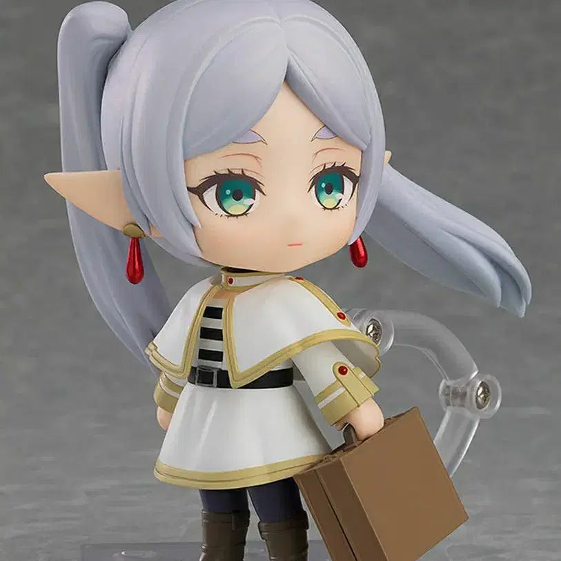 [BUNJANG] Good Smile Company Frieren Winter Uniform Figure / 굿스마일컴퍼니 넨도로이드 프리렌 동복 장송의 프리렌 피규어 애니