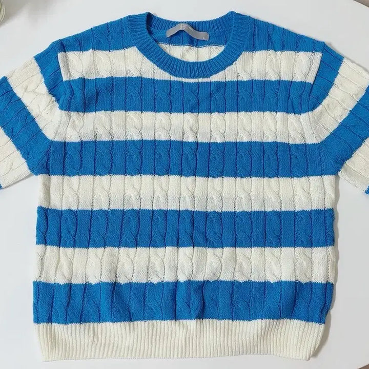 [BUNJANG] 8Seconds Striped Cable Knit Top / 에잇세컨즈 스트라이프 케이블 반팔 니트