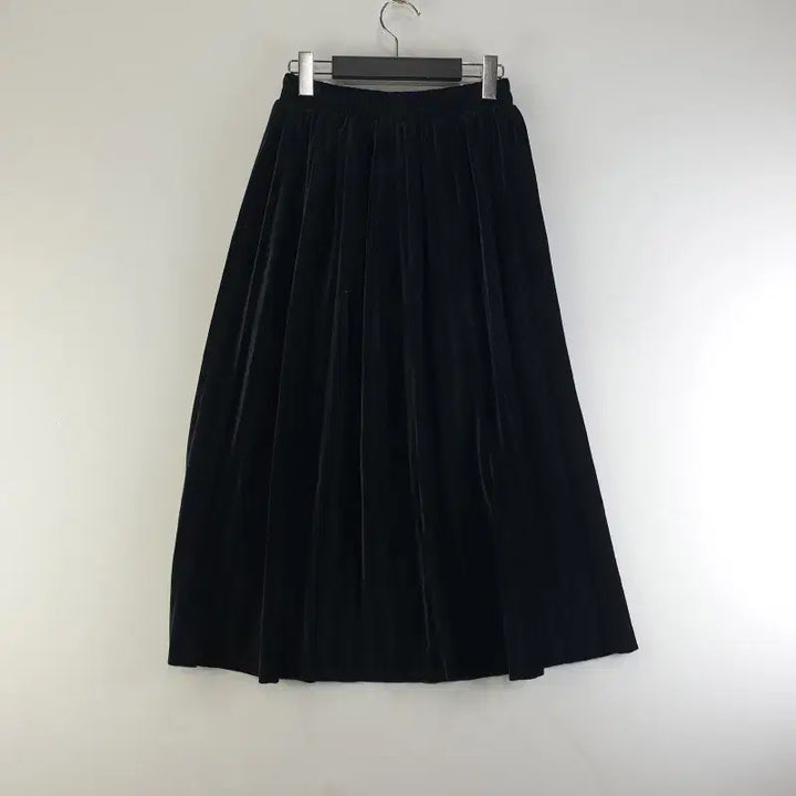 [BUNJANG] Black Velvet Flare Long Skirt / 여성FREE 블랙 벨뱃 플레어 롱스커트 M3487