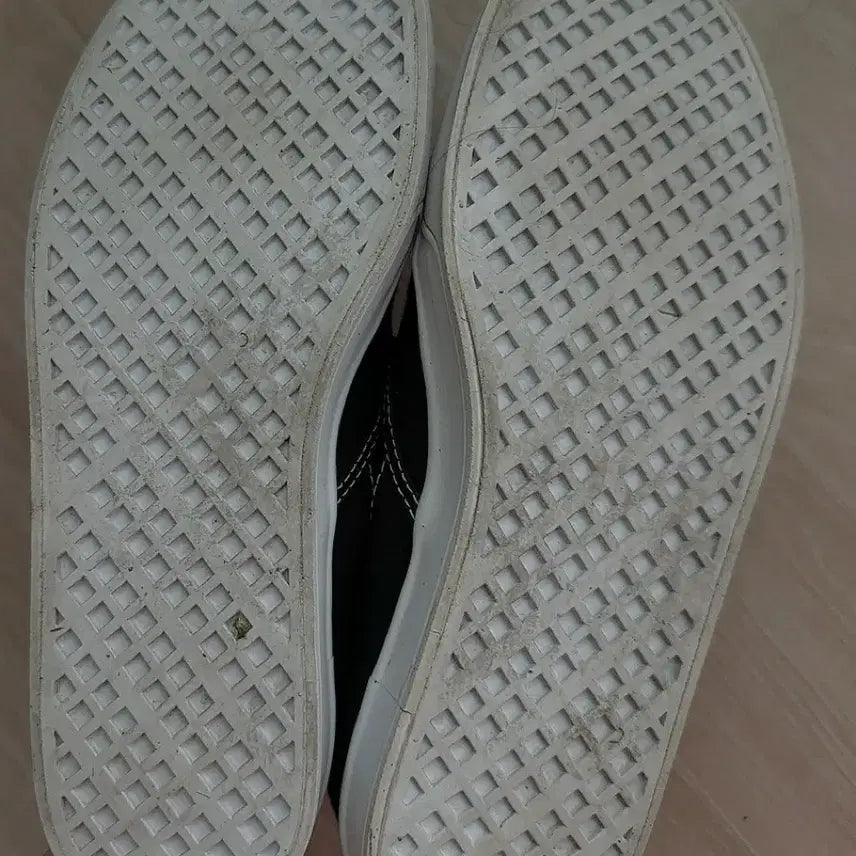 [BUNJANG] Puma Black Slip-on Sneakers 245 / 푸마 블랙 스니커즈 슬립온 245