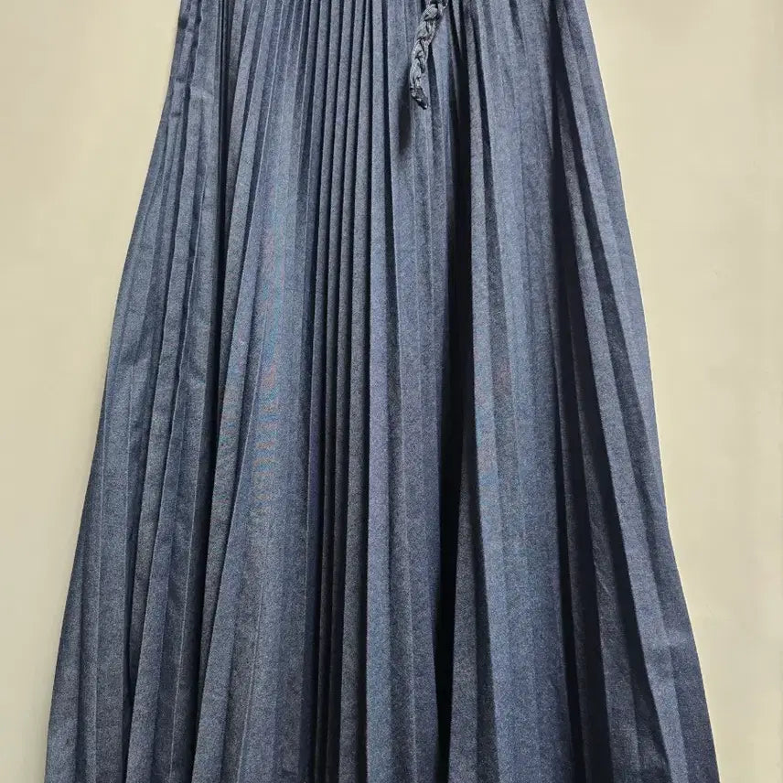 [SOLD OUT] 듀엘 청 플리츠 롱 스커트 55