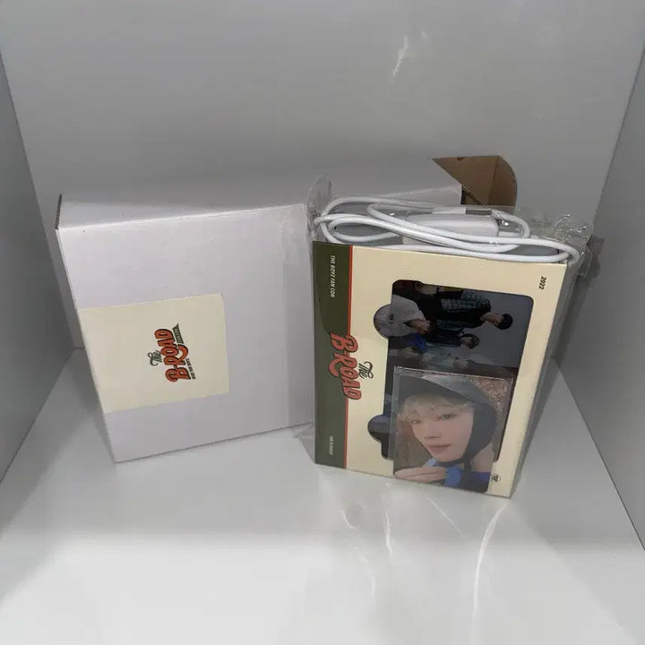 [BUNJANG] The Boyz The B-Road Goods Bundle Set / 더보이즈 더비로드 굿즈 일괄(무드등 추가)