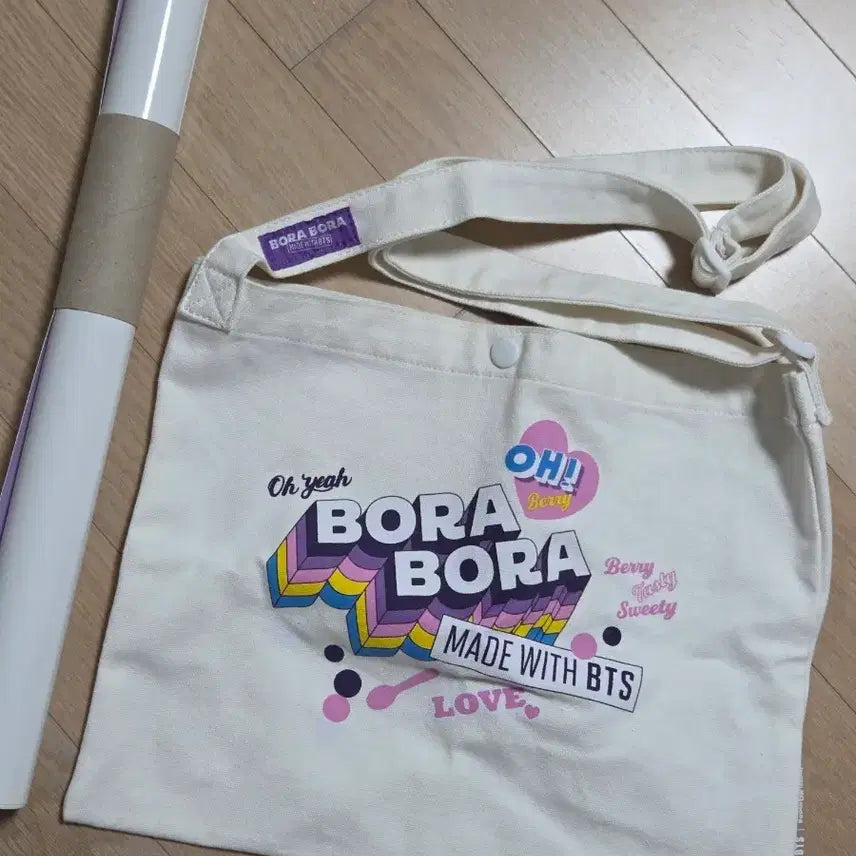 [BUNJANG] BTS x Baskin Robbins Tote Bag &amp; Bromide Bundle Set / 일괄) BTS 방탄 베스킨라빈스 토트백 에코백, 브로마이드 포스터 보라