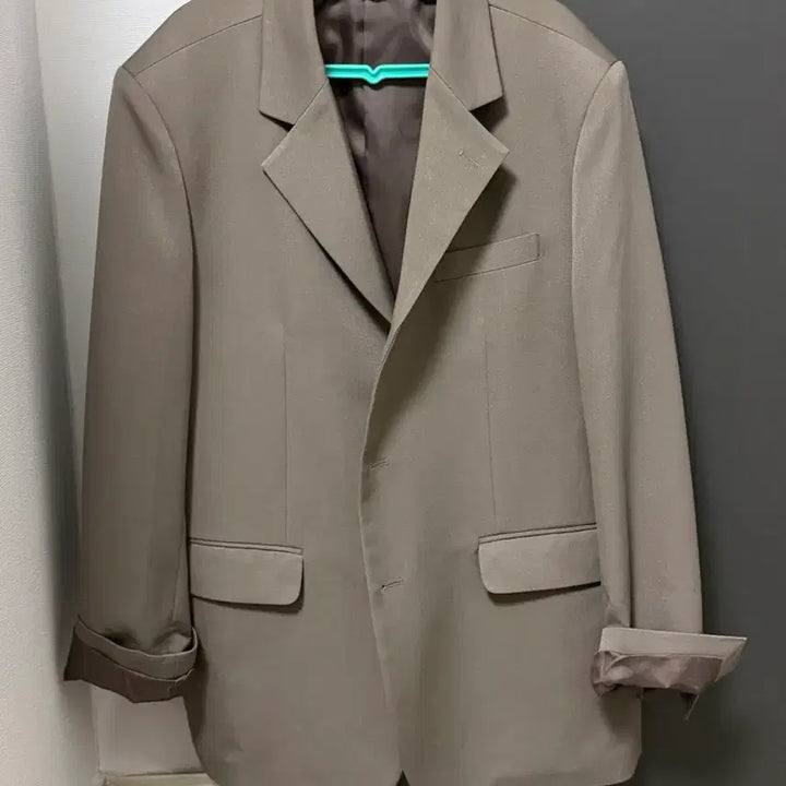 [SOLD OUT] 오버핏 자켓