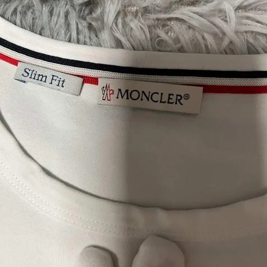 [BUNJANG] Moncler Slim Fit Short Sleeve Shirt / [22ss/Ssize] 몽클레어 슬림핏 반팔