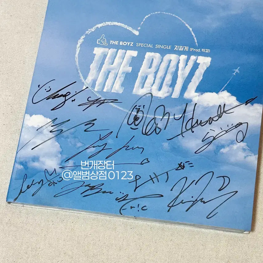 [SOLD OUT] 더보이즈(THE BOYZ) 디지털 싱글 [지킬게] 전원 친필 싸인 비매