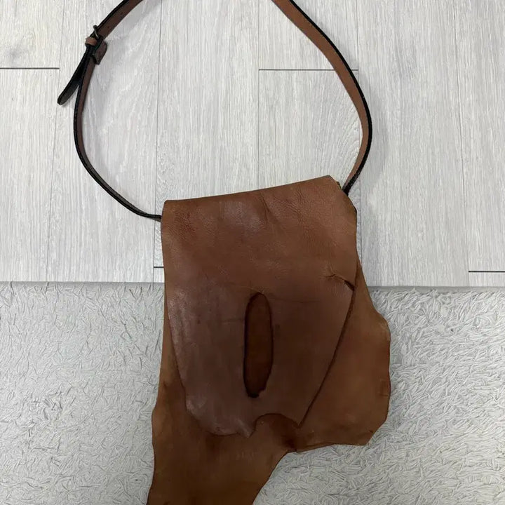 [BUNJANG] Porter Yoshida Baro Leather Shoulder Bag / Porter 요시다 포터 바로 레더 숄더백