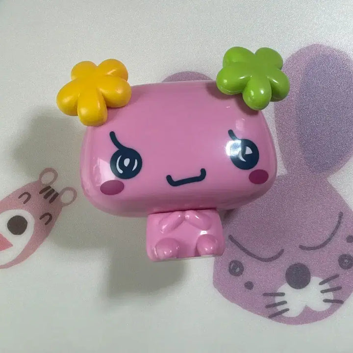 [BUNJANG] Tamagotchi Dot Figure Gacha Blue Longirotchi / 다마고치 도트 피규어 가챠 파랑색 긴지로치 미미치 가챠