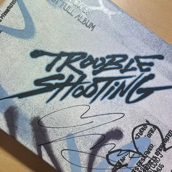 [BUNJANG] Xdinary Heroes Jooyeon Trouble Shooting Signed Album / 엑디즈 트러블 슈팅 주연 사인앨범
