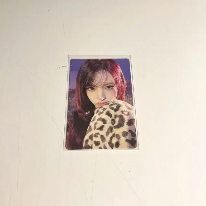 [SOLD OUT] 아이브 리즈 뱅뱅 공방 포카 포토카드 블랙홀 리바이브