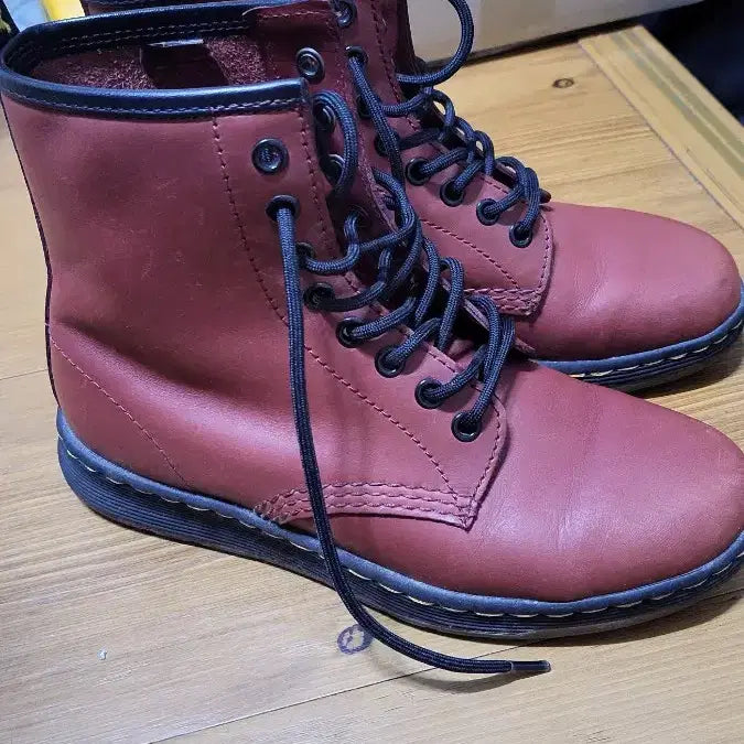 [BUNJANG] Dr. Martens 8-Hole Boots / 닥터마틴 레드 브라운 8홀 부츠