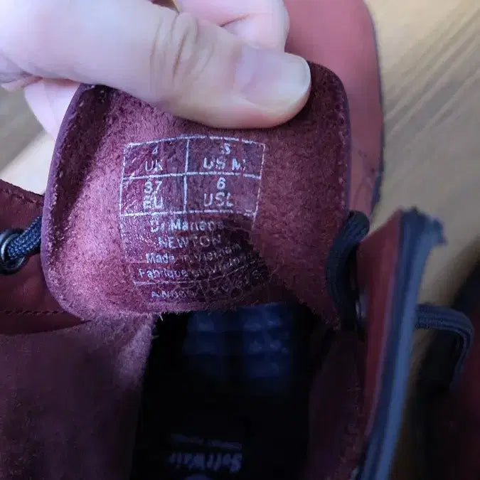 [BUNJANG] Dr. Martens 8-Hole Boots / 닥터마틴 레드 브라운 8홀 부츠