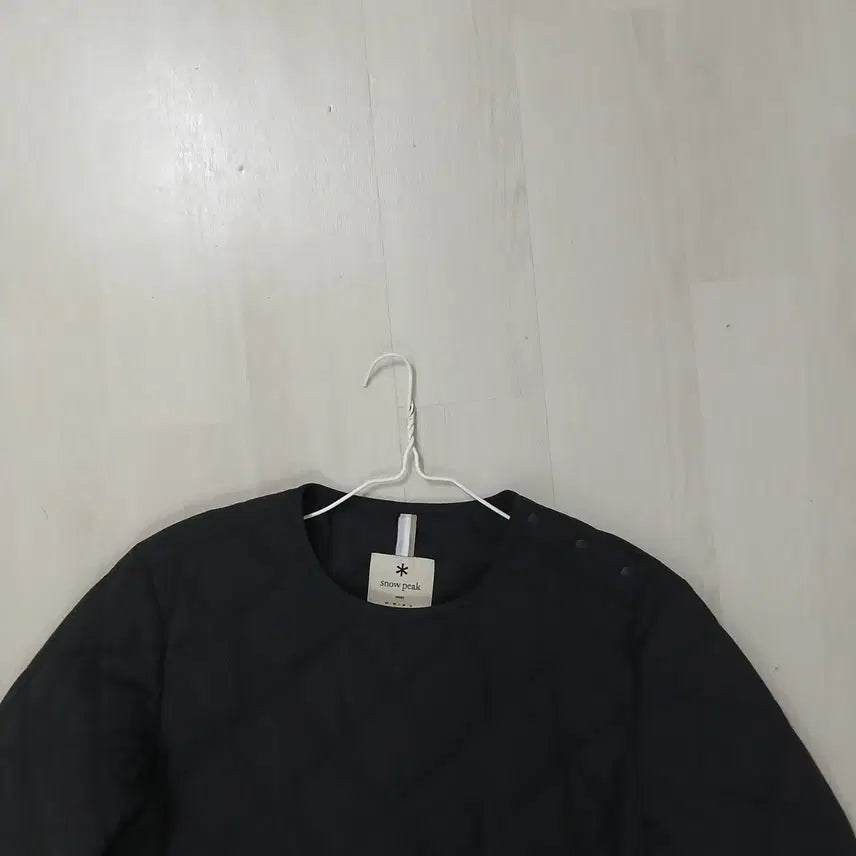 [BUNJANG] Snowpeak Black Diamond Quilted Sweatshirt / 스노우피크 블랙 퀼팅 맨투맨 정품 95