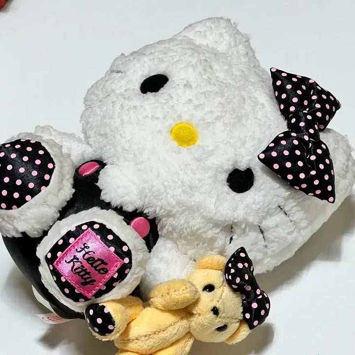 [BUNJANG] Classic Kitty and Teddy Bear Set / 고전키티 초레어 키티와 곰인형 세트