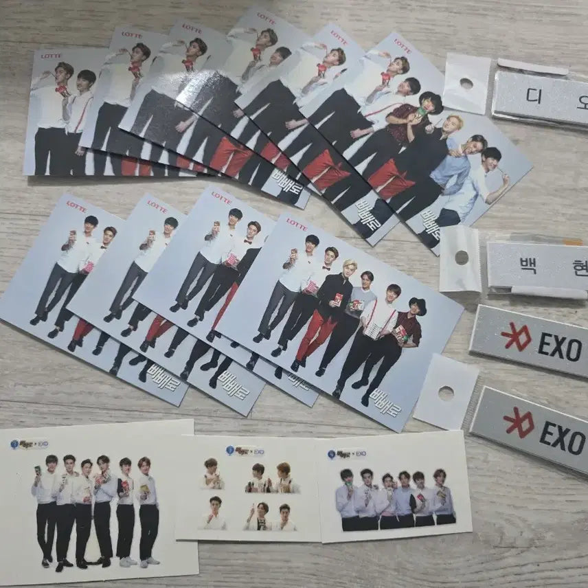 [BUNJANG] EXO Ring + D.O. Chanyeol Sehun Lotte Pepero Photocard Bundle Set / 엑소 반지+ 디오 찬열 세훈 등 롯데 빼빼로 포토카드 +  배지 등