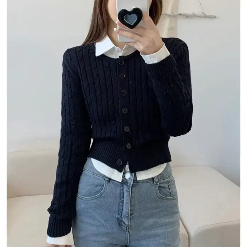 [BUNJANG] Kkwabaegi Cropped Knit Cardigan - Navy / 꽈배기 크롭 니트 가디건 네이비