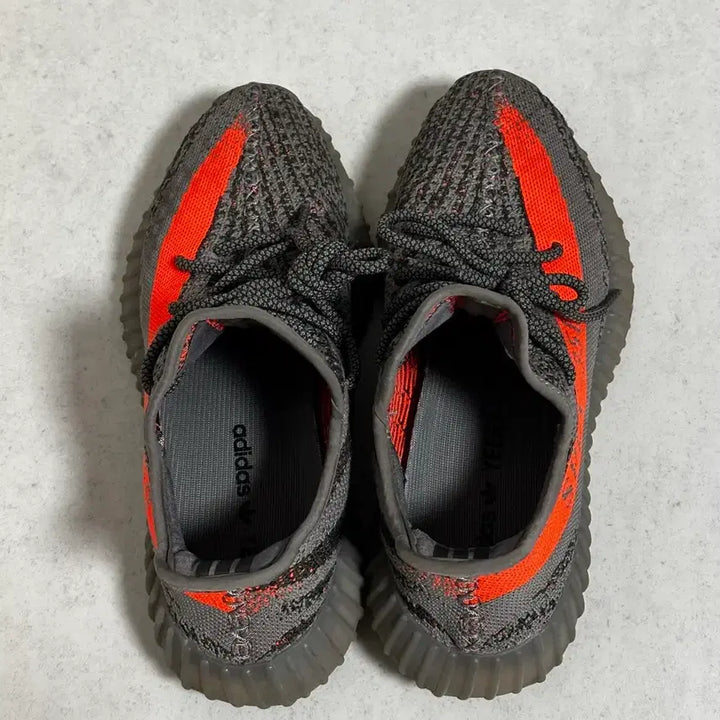 [BUNJANG] Adidas Yeezy Boost 350 V2 Beluga Sneakers / 아디다스 이지부스트 350 V2 벨루가 260