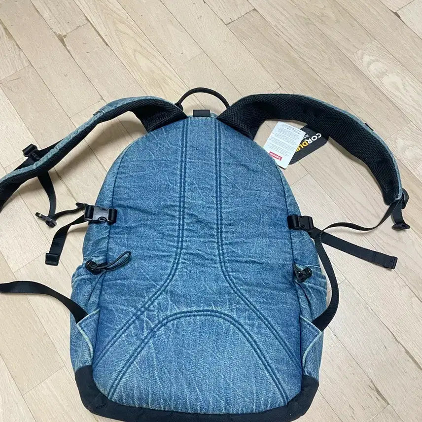 [BUNJANG] Supreme Denim Backpack Washed Indigo / 슈프림 데님 백팩 워시드 인디고 팝니다