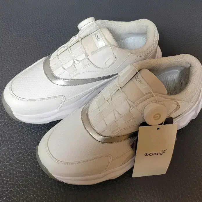 [BUNJANG] Gokur Boa Spike Golf Shoes (New) / 고커 골프화 보아 스파이크 235 (새상품)