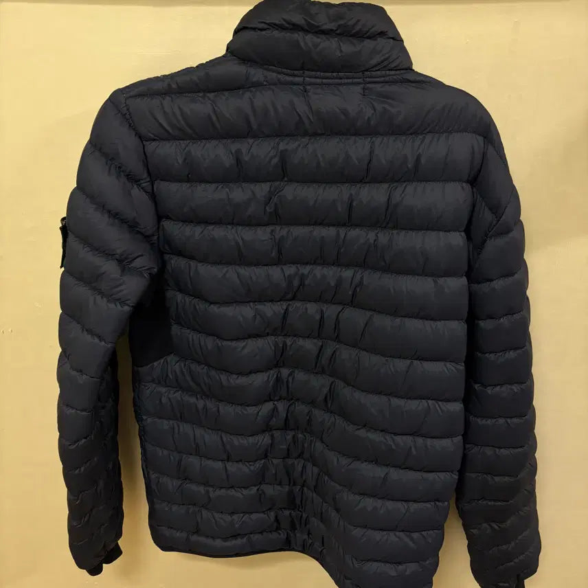[SOLD OUT] 스톤아일랜드 경량패딩