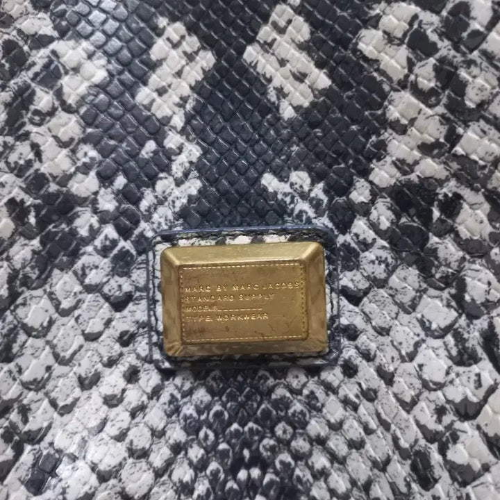 [SOLD OUT] 마크제이콥스 빅숄더백