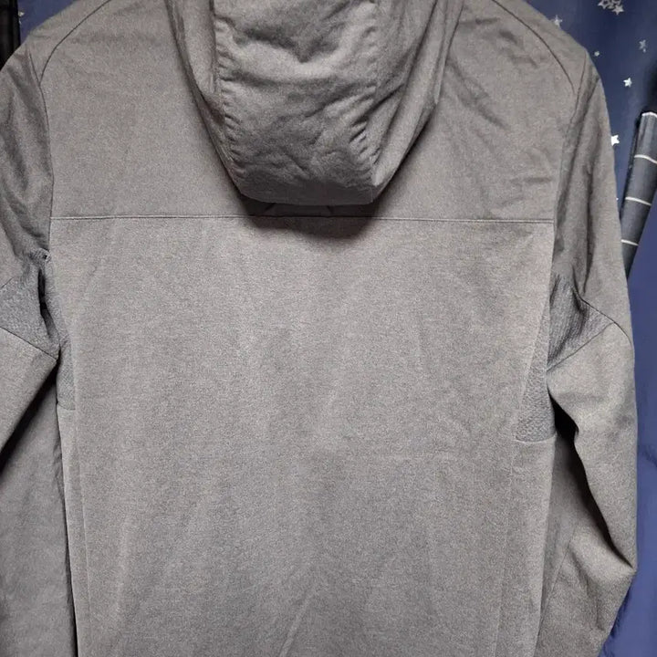 [BUNJANG] Adidas Functional Hooded Jacket Size 100 / 아디다스 기능성 후드 자켓 100사이즈