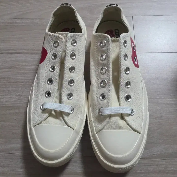 [BUNJANG] Converse x Comme des Garcons Chuck 70 Low White Sneakers / 컨버스 x 플레이 꼼데가르송 척 70 로우 화이트 245mm