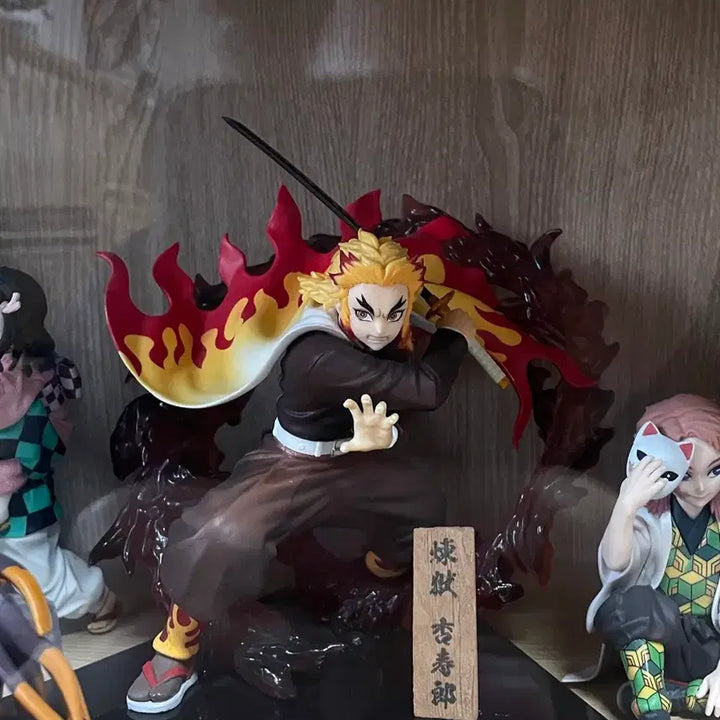 [BUNJANG] Demon Slayer Rengoku Kyojuro Figure / 귀멸의 칼날 렌고쿠 쿄쥬로 피규어