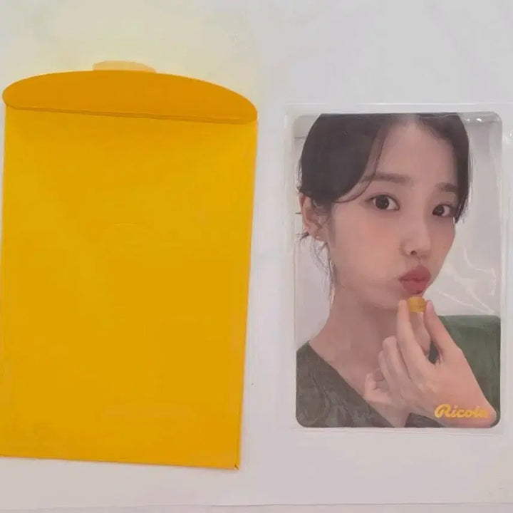 [BUNJANG] IU Lilac Photocard / 아이유 리콜라 포카