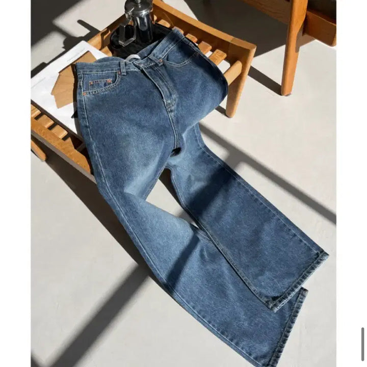 [BUNJANG] UUR Stay Wide Bootcut Denim Jeans (Size S) / UUR 스테이 와이드 부츠컷 데님 s