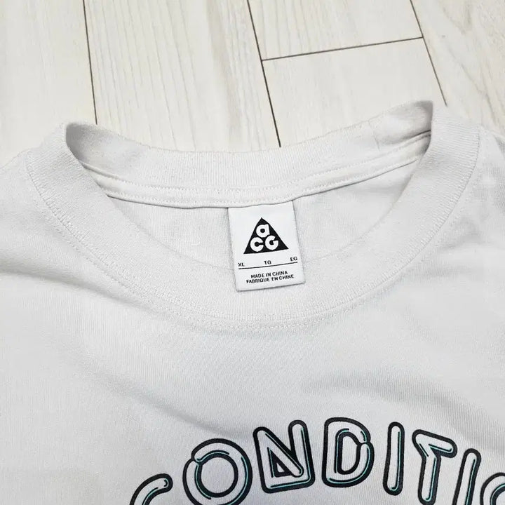 [BUNJANG] Nike ACG Short Sleeve T-shirt (XL) / 나이키 ACG 반팔 티 국내 xl