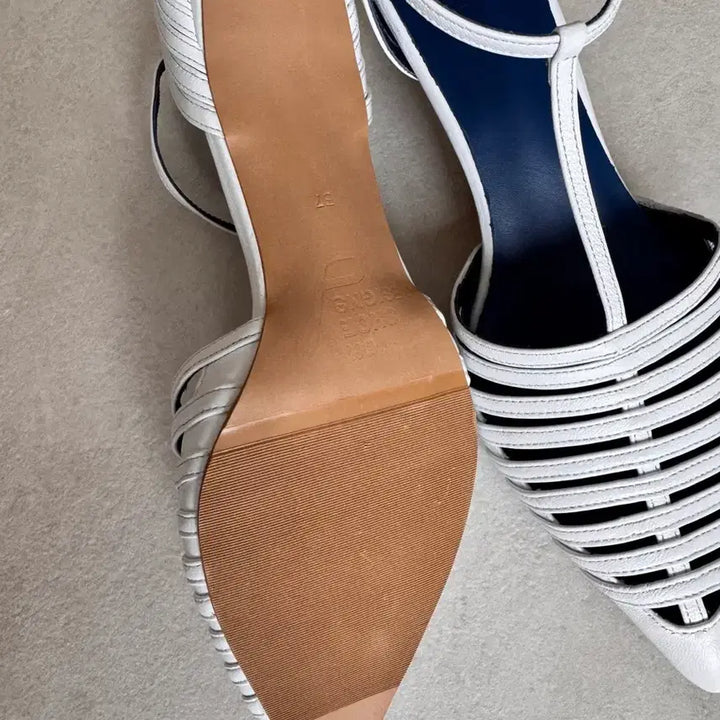 [BUNJANG] OHSHOEDESIGNS Leather White Strap Heels / 새상품 디자이너슈즈 OHSHOEDESIGNS 가죽화이트 스트랩 힐(4,5