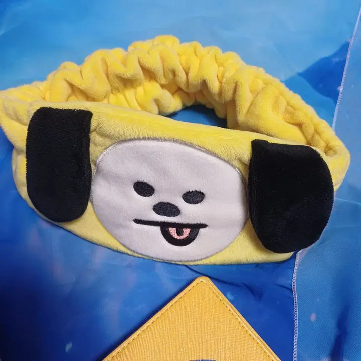 [BUNJANG] BT21 Chimmy Set: Headband &amp; Passport Case / BT21 치미 세안밴드+ 여권케이스 세트 (방탄소년단 bts  캐릭터)
