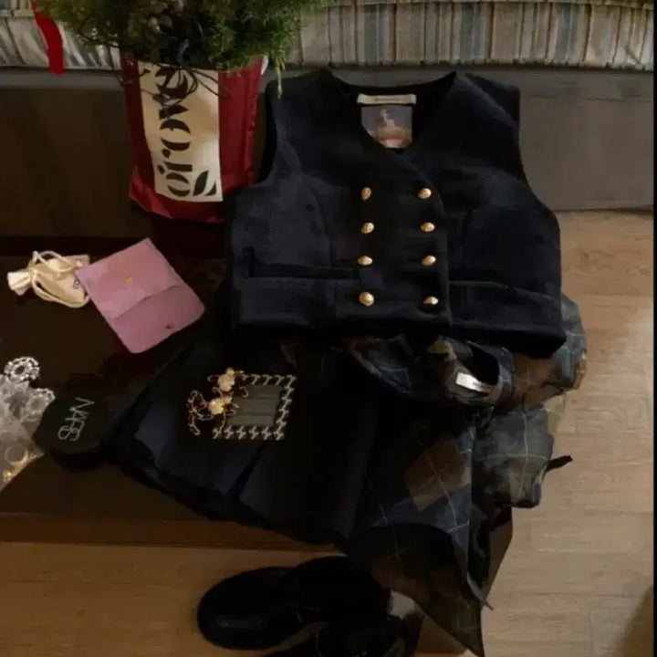 [BUNJANG] S.Cookie Gold Button Velvet Vest / (최상컨디션) 서쿠키 골드버튼 벨벳 베스트