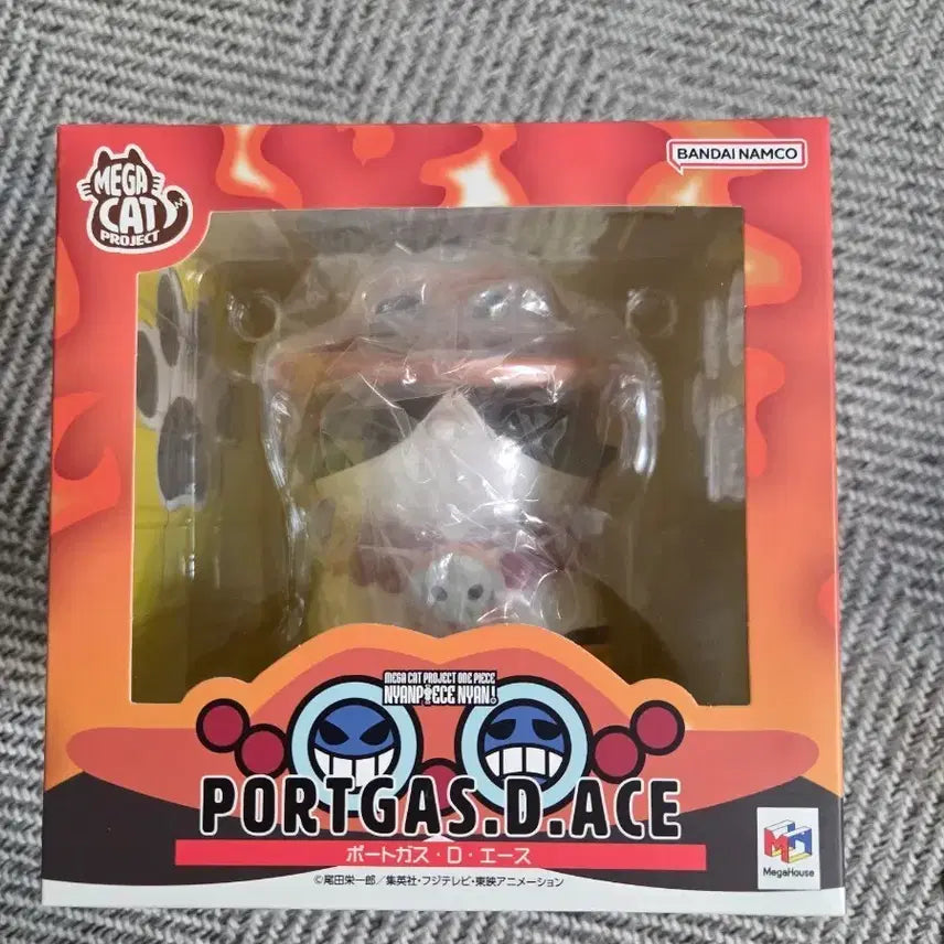 [SOLD OUT] 메가캣 냥토 거대한 냥피스 포트거스 D 에이스
