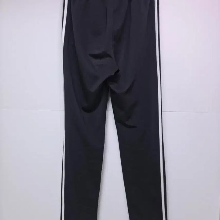 [BUNJANG] Adidas Three Stripes Training Pants Black XS / [26] 아디다스 삼선 트레이닝 바지 블랙 XS