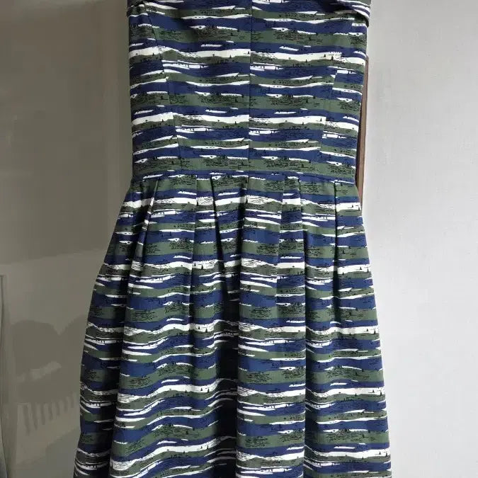 [BUNJANG] How and What Sleeveless Dress XS / How and What 하우앤왓 민소매 원피스 XS