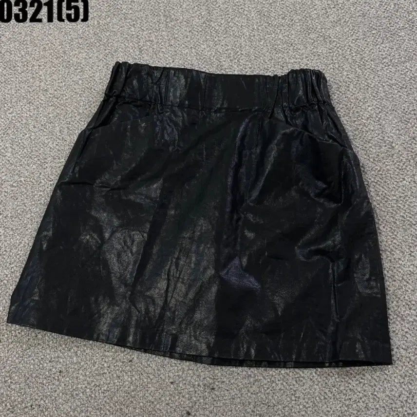 [SOLD OUT] 자라 블랙 레더 미니스커트 0321