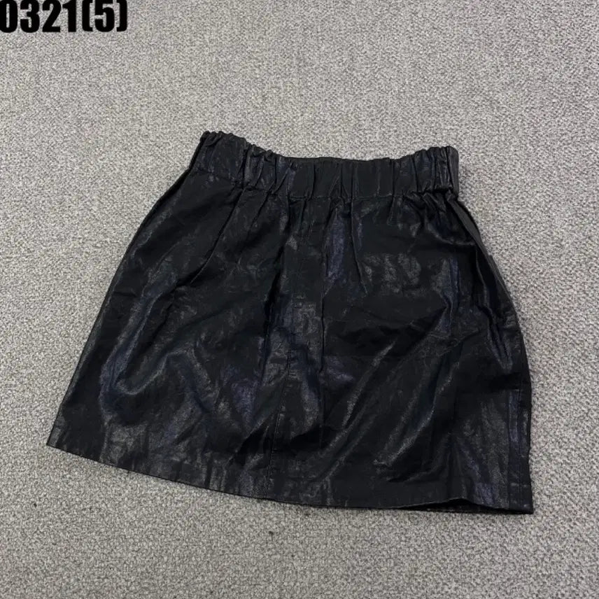 [SOLD OUT] 자라 블랙 레더 미니스커트 0321