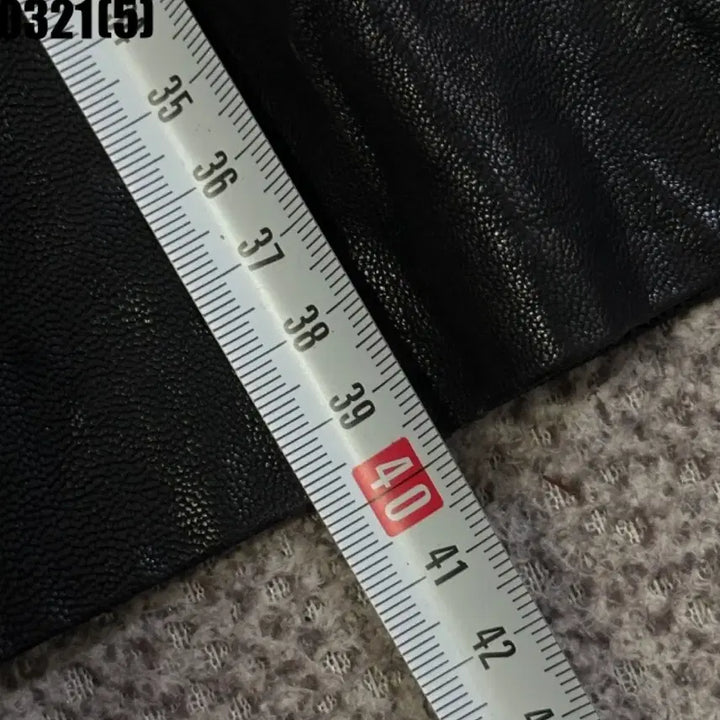 [SOLD OUT] 자라 블랙 레더 미니스커트 0321