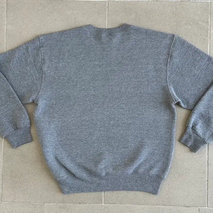 [SOLD OUT] 90s 빈티지 러셀 스웻셔츠 그레이 L USA