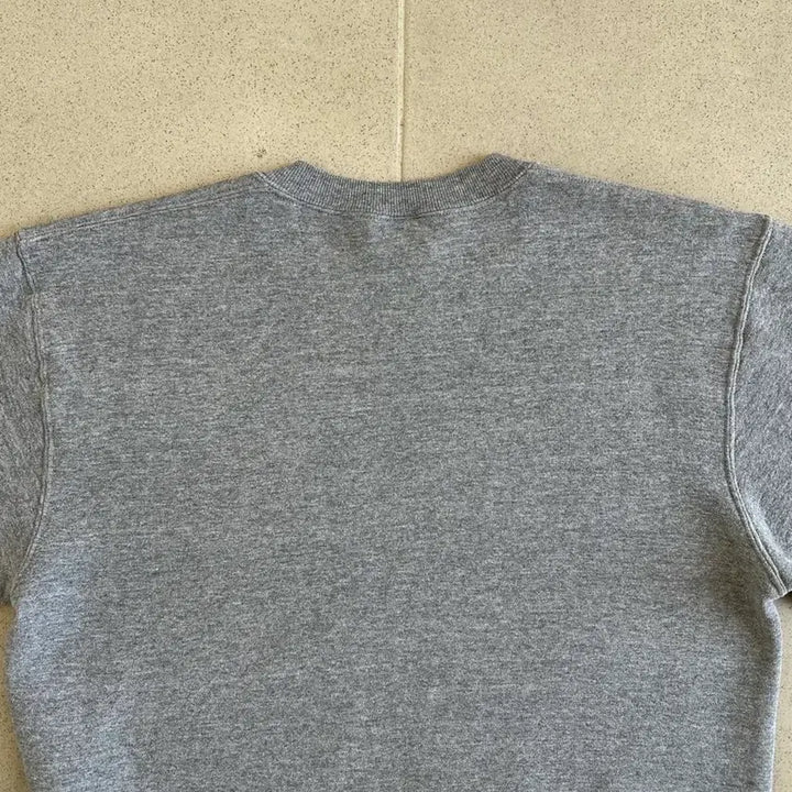 [SOLD OUT] 90s 빈티지 러셀 스웻셔츠 그레이 L USA