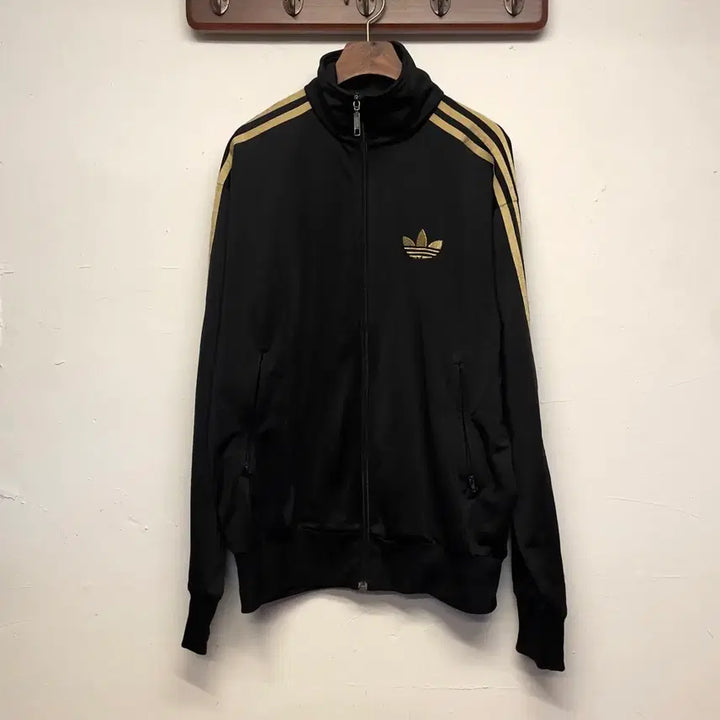 [BUNJANG] Adidas Firebird Black and Gold Jersey Jacket / 아디다스 파이어버드 검금 져지 자켓