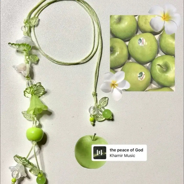 [BUNJANG] Summer Garden Green Apple Beaded Bookmark / 초여름 정원에서 주운 청사과 비즈책갈피 | 여름이 처음 열렸던 끈갈피